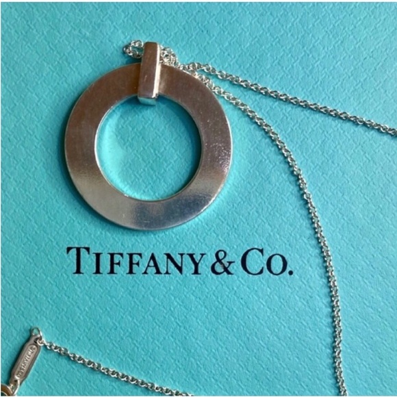 Tiffany & Co Circle Pendant - Picture 3 of 3